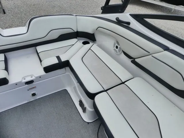 Slide: The Image of Yamaha AR210 2019 - 13