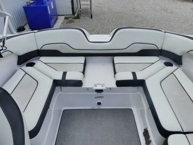 Slide: The Image of Yamaha AR210 2019 - 14