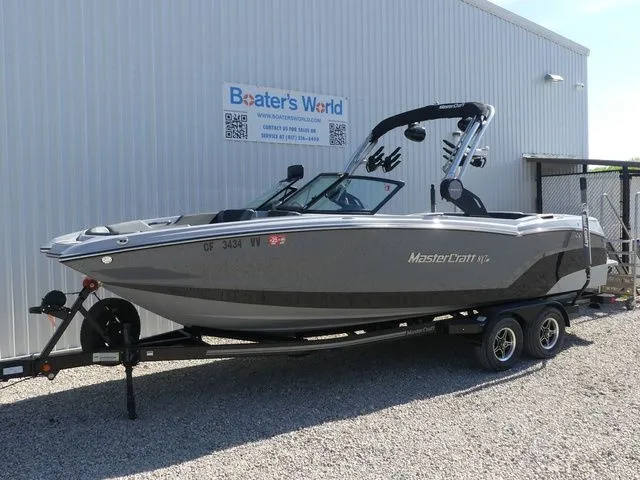 The Image of MasterCraft NXT24 2022 - 1