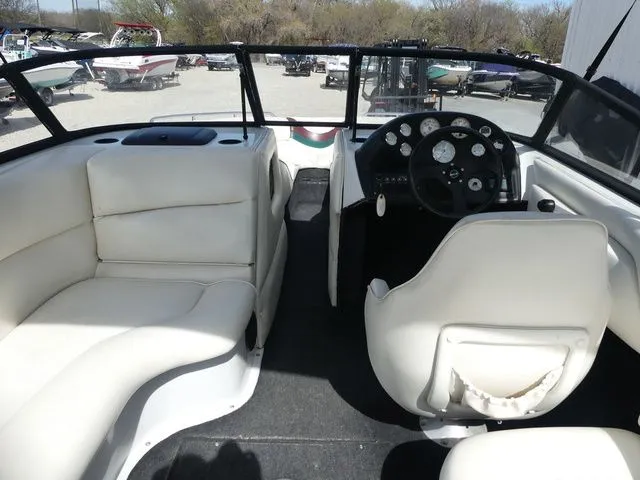 Slide: The Image of Tigé 2200V 1998 - 15