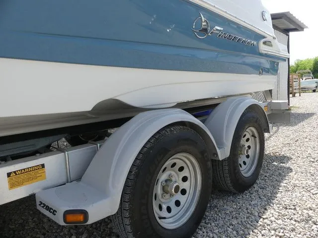 Slide: The Image of Crownline Boats 220 FinSeeker 2020 - 10