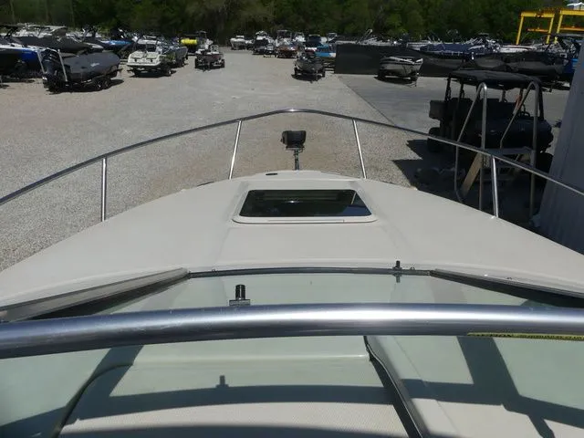 Slide: The Image of Sea Ray 225 Weekender 2003 - 11