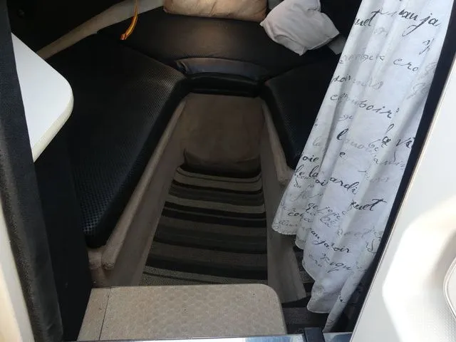 Slide: The Image of Sea Ray 225 Weekender 2003 - 15