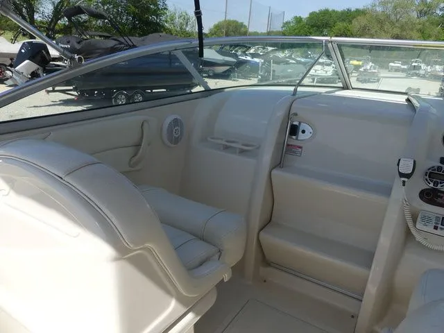 Slide: The Image of Sea Ray 225 Weekender 2003 - 8