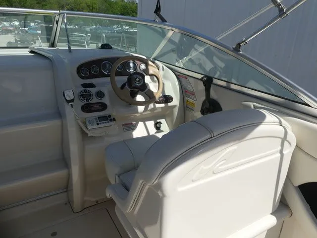 Slide: The Image of Sea Ray 225 Weekender 2003 - 9