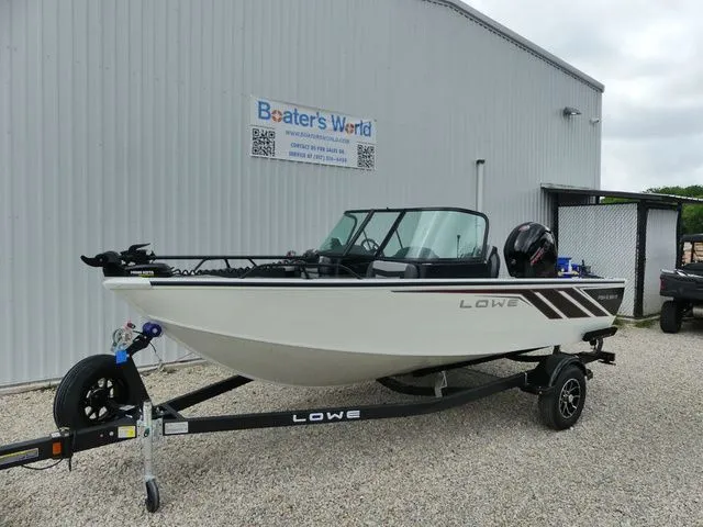 The Image of Lowe Fish & Ski 1700 2026 - 1