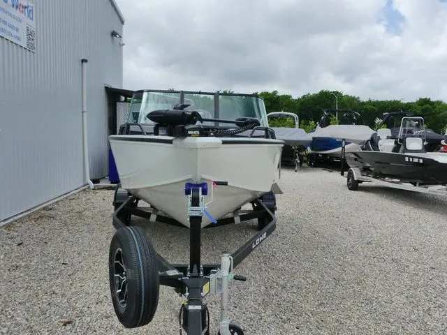 Slide: The Image of Lowe Fish & Ski 1700 2026 - 13