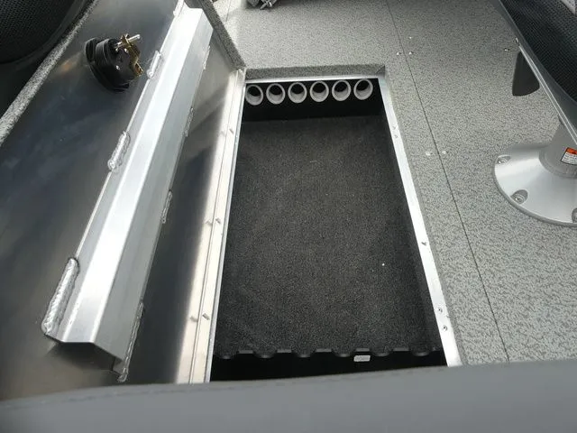 Slide: The Image of Lowe Fish & Ski 1625 2026 - 32