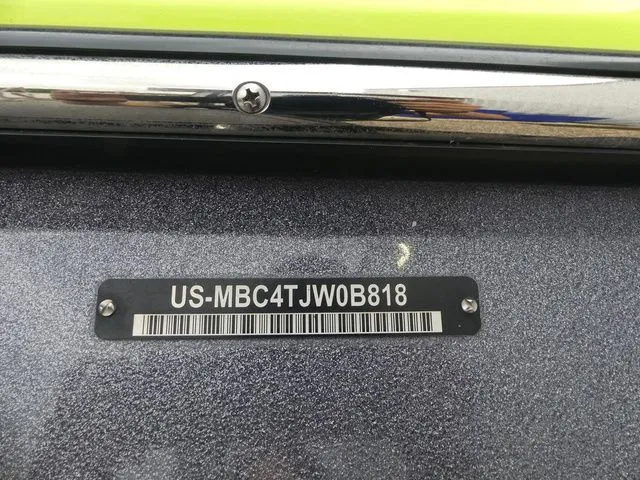 Slide: The Image of MasterCraft XT25 2018 - 9