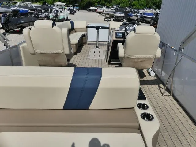 Slide: The Image of G3 Select 322SL 2026 - 18