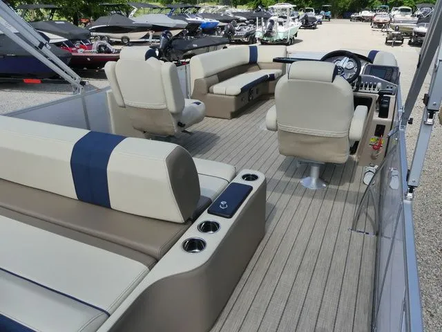 Slide: The Image of G3 Select 322SL 2026 - 25