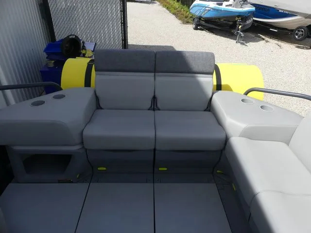 Slide: The Image of Sea-Doo Switch Cruise 21 2023 - 14