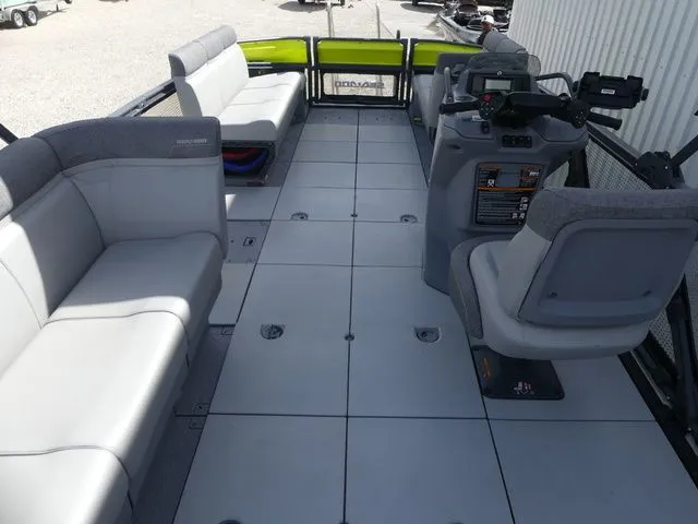 Slide: The Image of Sea-Doo Switch Cruise 21 2023 - 17