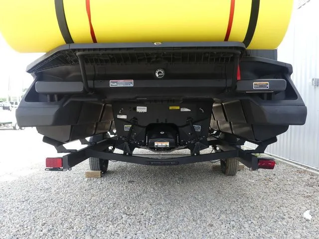 Slide: The Image of Sea-Doo Switch Cruise 21 2023 - 6