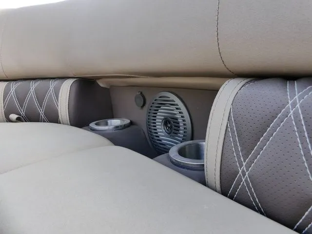 Slide: The Image of Bennington 24 LXFB 2023 - 16