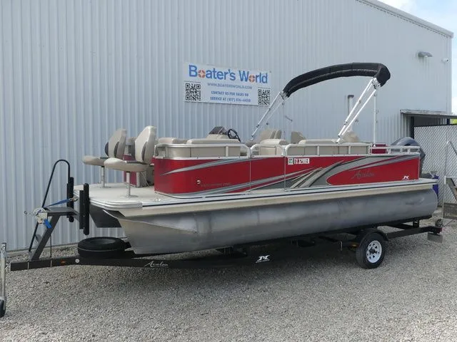 The Image of Avalon Venture Rear Fish 20' 2019 - 1