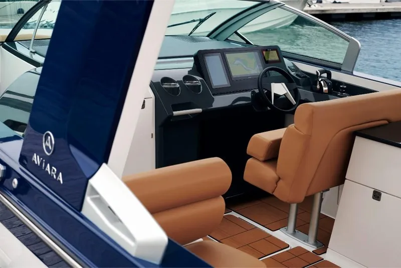 Slide: The Image of Aviara AV36 Outboard 2023 - 8