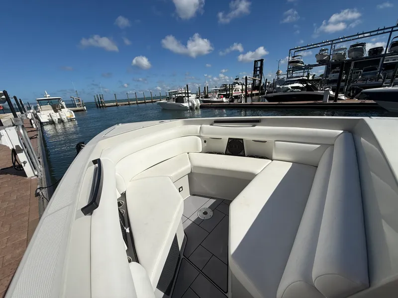 Slide: The Image of Aviara AV36 Outboard 2023 - 2