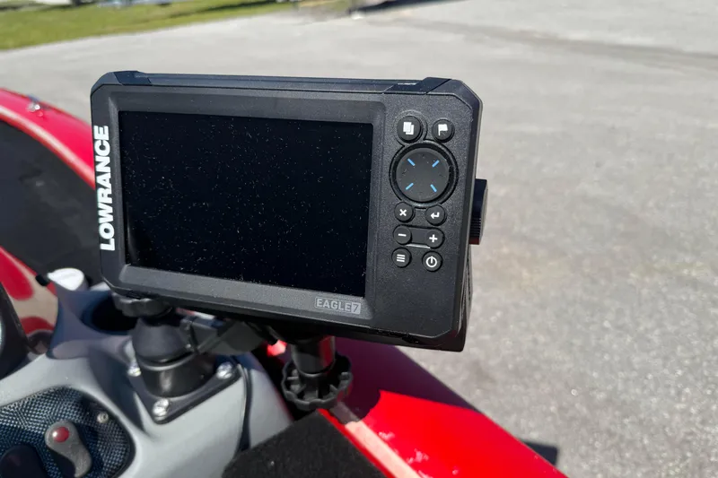 Slide: The Image of Lowrance Eagle fish finder on 2007 Tracker Pro Team 175 TXW boat dashboard. - 7