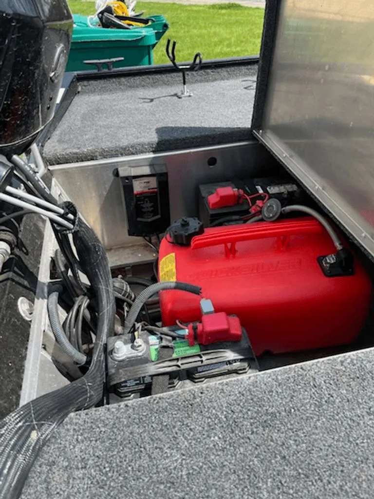 Slide: The Image of Lowe Skorpion 2022 - 11