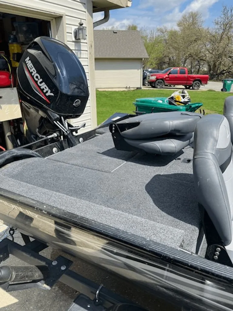 Slide: The Image of Lowe Skorpion 2022 - 14