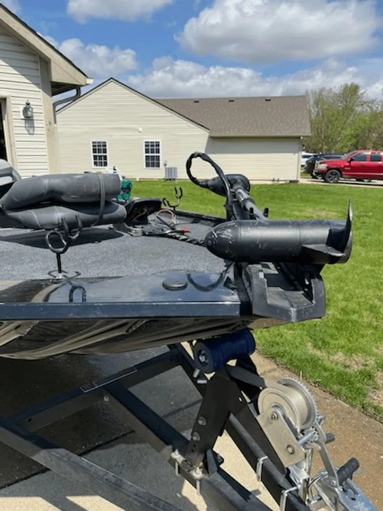 Slide: The Image of Lowe Skorpion 2022 - 6