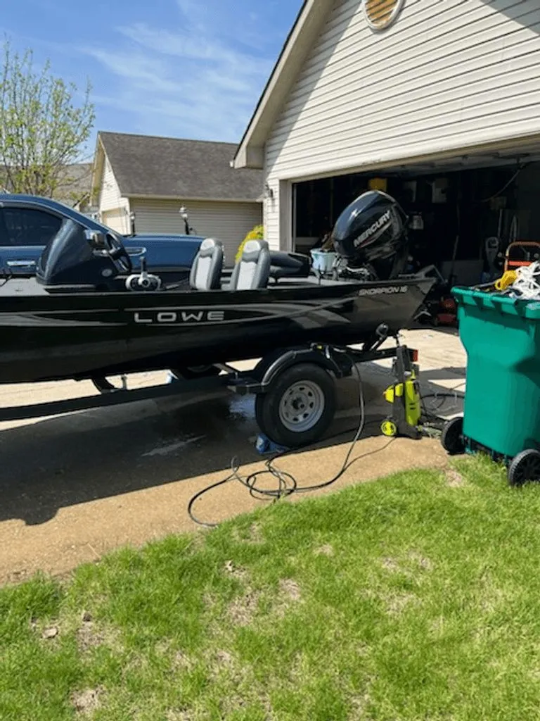 Slide: The Image of Lowe Skorpion 2022 - 7