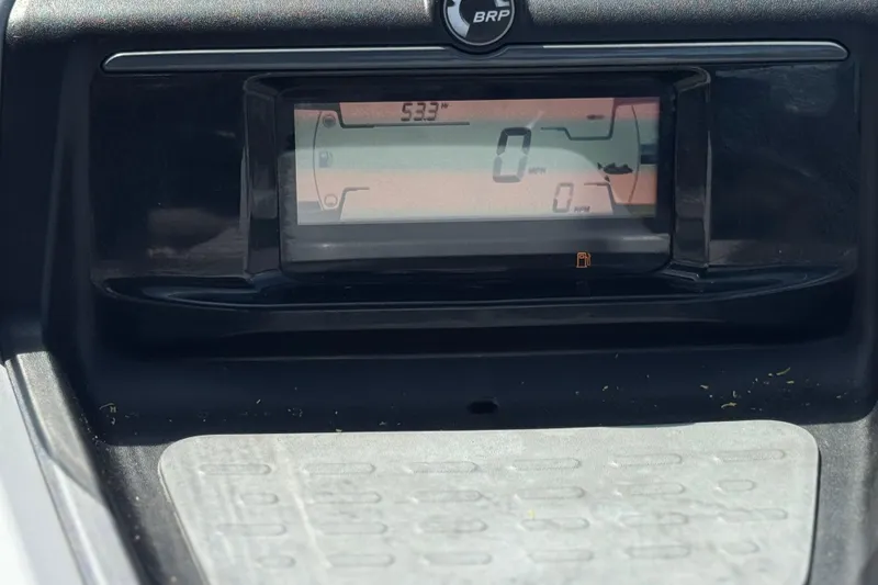 Slide: The Image of Dashboard display of 2022 Sea-Doo Switch Sport 21, showing speed and RPM indicators. - 22