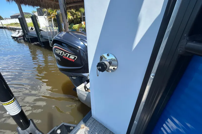 Slide: The Image of 2022 Godfrey Sweetwater 2286FS boat with Yamaha SHO VMAX engine at dock. - 113