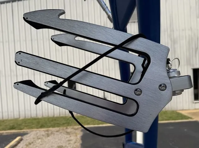 Slide: The Image of Yamaha AR195 2020 - 16