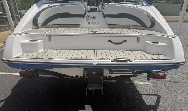 Slide: The Image of Yamaha AR195 2020 - 20