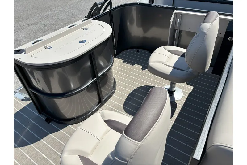 Slide: The Image of Bentley Pontoons 200 Fish N Cruise 2025 - 14