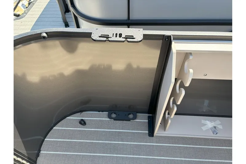 Slide: The Image of Bentley Pontoons 200 Fish N Cruise 2025 - 18