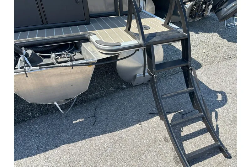 Slide: The Image of Bentley Pontoons 200 Fish N Cruise 2025 - 23