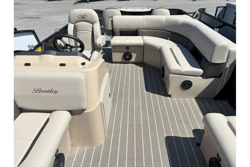 Slide: The Image of Bentley Pontoons 200 Fish N Cruise 2025 - 4