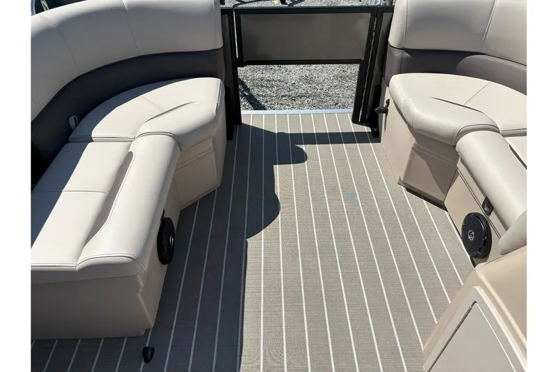 Slide: The Image of Bentley Pontoons 200 Fish N Cruise 2025 - 5