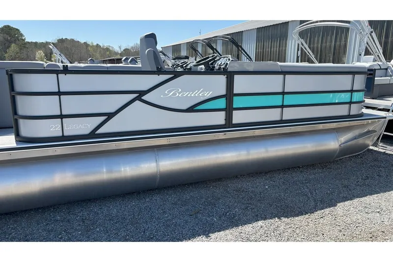 The Image of Bentley Pontoons Legacy 223 Cruise 2025 - 1