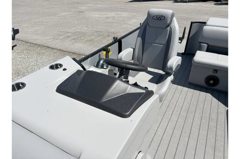 Slide: The Image of Bentley Pontoons Legacy 223 Cruise 2025 - 10