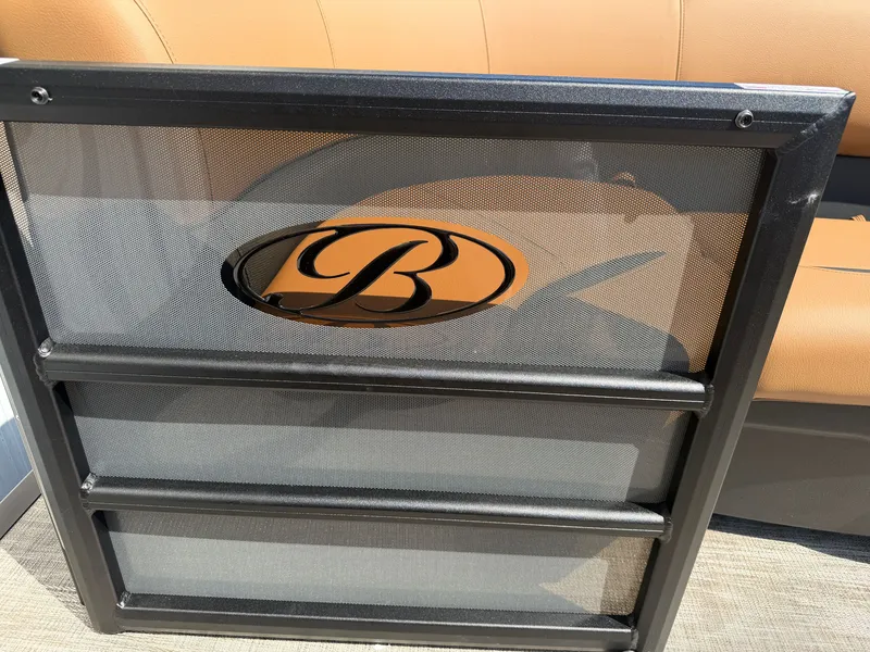 Slide: The Image of Bentley Pontoons Legacy 223 Navigator 2026 - 17