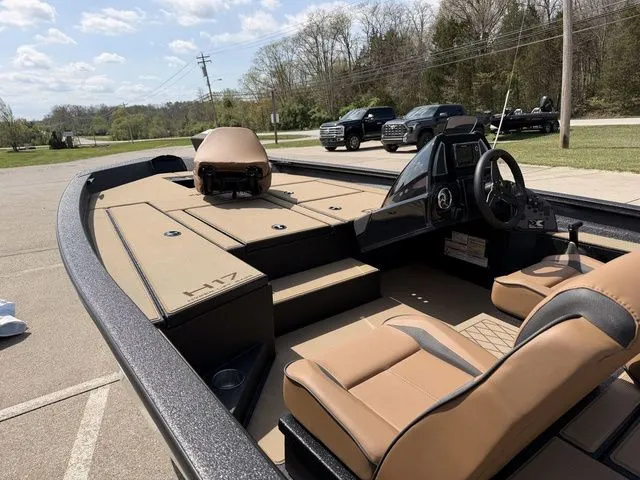 Slide: The Image of Xpress H17 2026 - 10