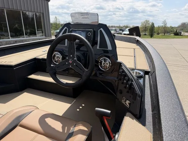 Slide: The Image of Xpress H17 2026 - 4