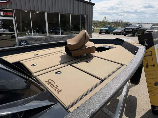 Slide: The Image of Xpress H17 2026 - 6