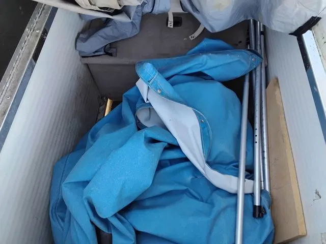 Slide: The Image of Sun Tracker Party Barge 22 DLX 2005 - 11