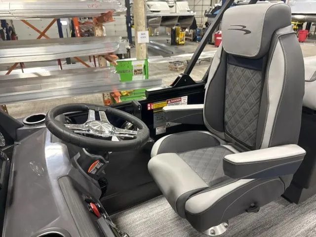 Slide: The Image of Bennington S Quad Bench 22 SSR Tritoon 2026 - 14