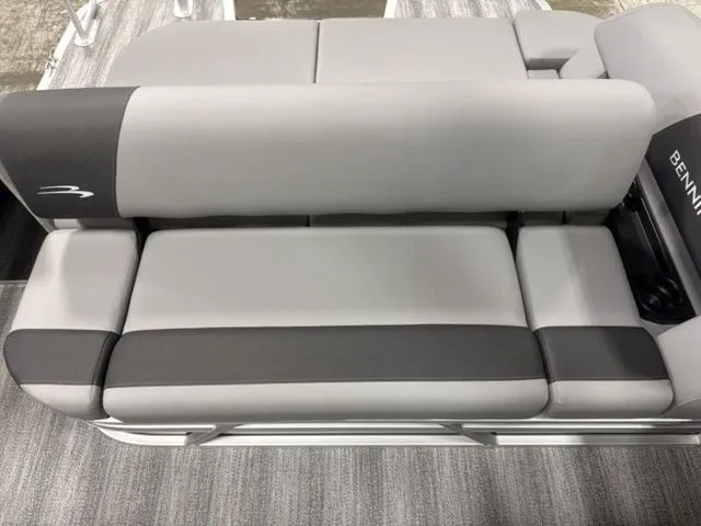 Slide: The Image of Bennington S Swingback 22 SSB Pontoon 2026 - 17