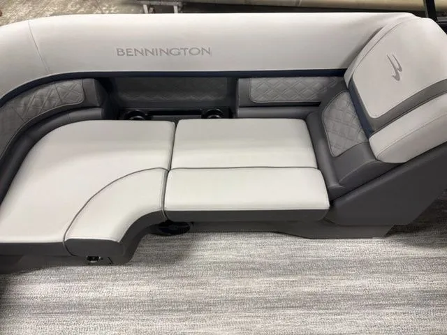 Slide: The Image of Bennington S Quad Bench 22 SSR Tritoon 2026 - 19