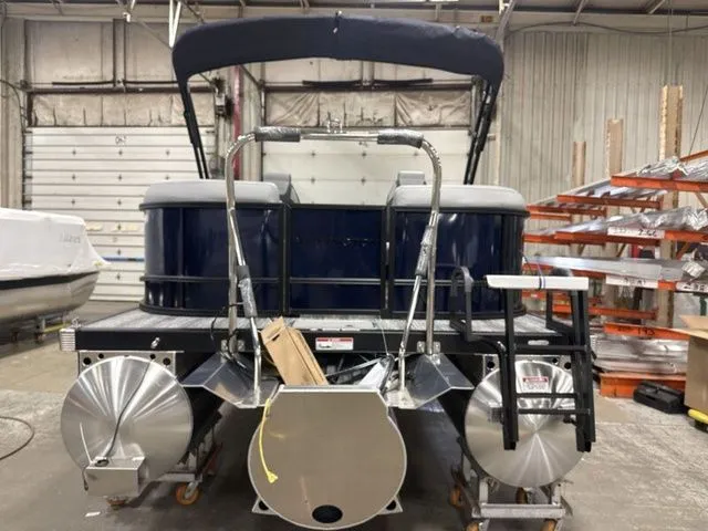 Slide: The Image of Bennington S Quad Bench 22 SSR Tritoon 2026 - 7