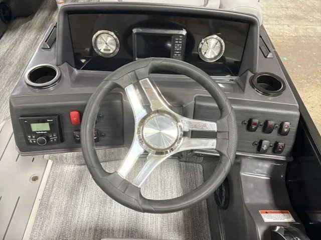 Slide: The Image of Bennington S Quad Bench 22 SSR Tritoon 2026 - 13