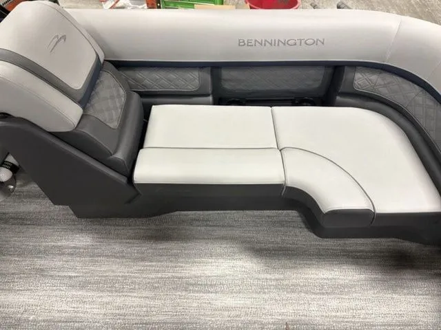 Slide: The Image of Bennington S Quad Bench 22 SSR Tritoon 2026 - 20