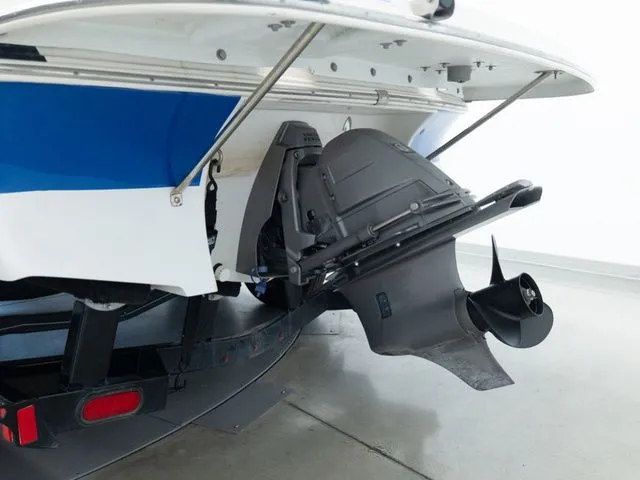 Slide: The Image of Starcraft 221 Deck Boat Sport/Fish 2018 - 5